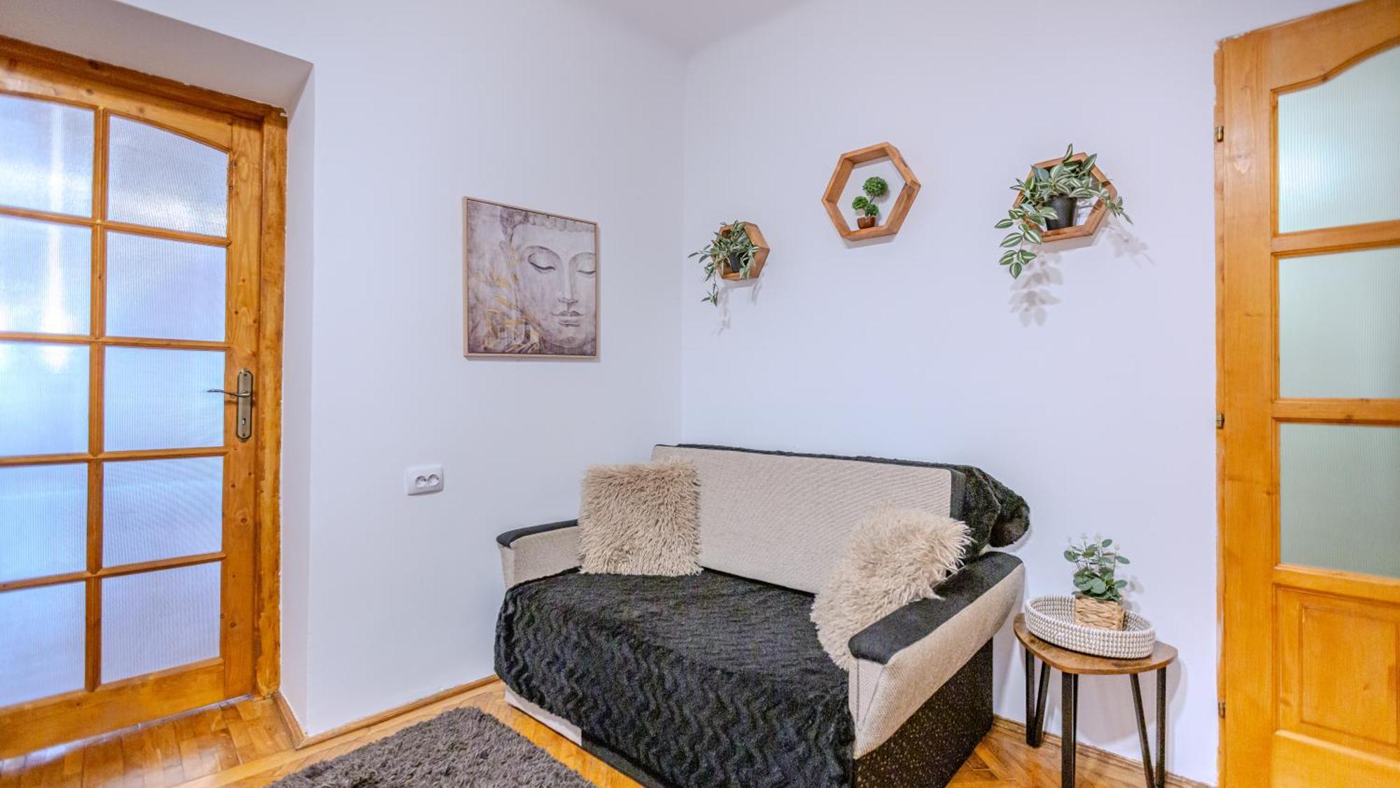 Tree House-Old Town Brasov Apartment Екстериор снимка