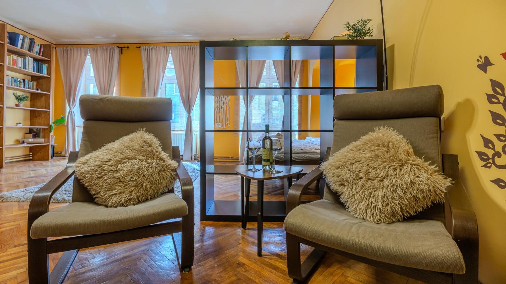 Tree House-Old Town Brasov Apartment Екстериор снимка